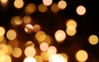 yellow and white bokeh lights
